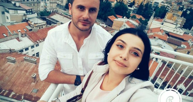 Ilma Karahmet se na Instagramu oglasila pet dana nakon što se udala sa svega 18 godina