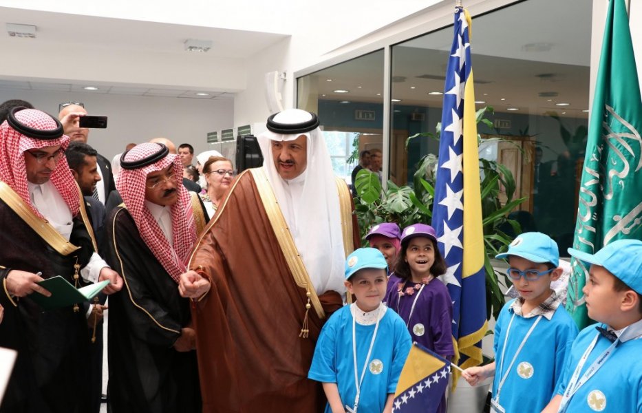 princ-sultan-bin-salman-bin-abdulaziz-al-saud-u-sarajevu-2