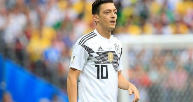 Mesut Ozil zbog rasizma napustio njemačku reprezentaciju: Kad se gubi, onda je glavni krivac Turčin!