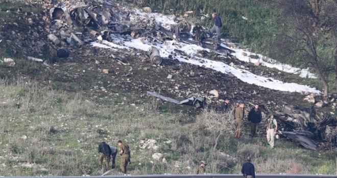 Srušio se avion u švicarskim Alpama, strahuje se da su svi putnici mrtvi