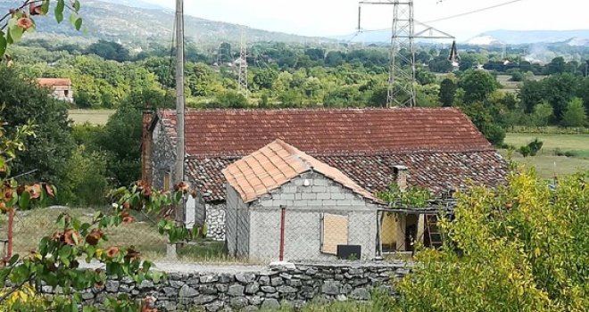 Blizanci izvršili samoubistvo: Kad je vidio da mu se brat raznio eksplozivom, pucao u sebe