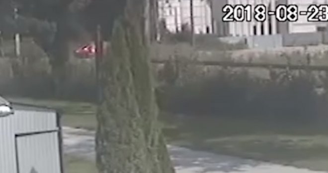 Kamere snimile užas: Djevojka (18) poginula dok je polagala vozački ispit, instruktor se spasio u posljednji tren!