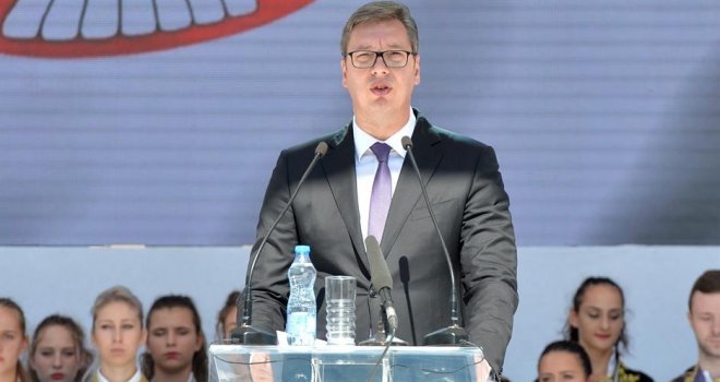 Vučić u Kosovskoj Mitrovici: Srbi su ginuli i za Knin, i za Sarajevo, i za Prištinu, a danas ih je tamo manje nego ikada