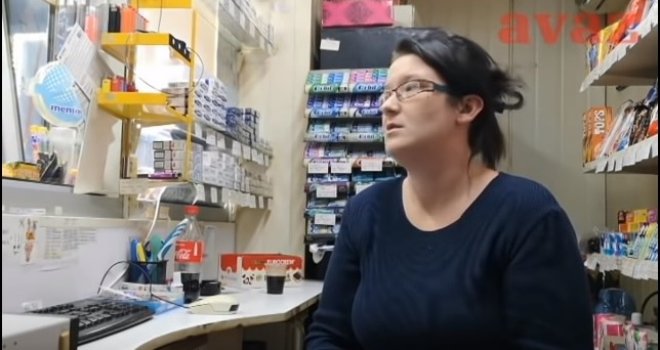 Vidjela sam bijeli 'golf' hrvatskih registracija, puno policije, patrola... Jecaj Alena Šehovića prolomio se kroz naselje...   