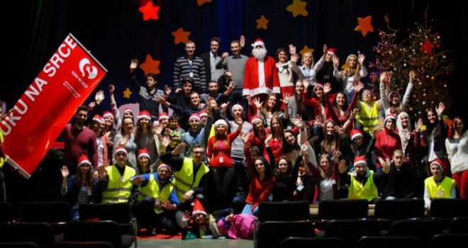 I ove godine humanitarni projekat 'Nijedno dijete bez paketića'