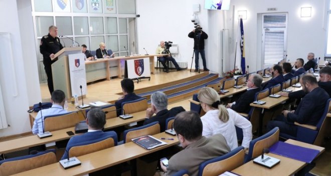 Hitna sjednica o sigurnosnoj situaciji u bh. prijestolnici: Pooštriti sankcije za teške krađe vozila!