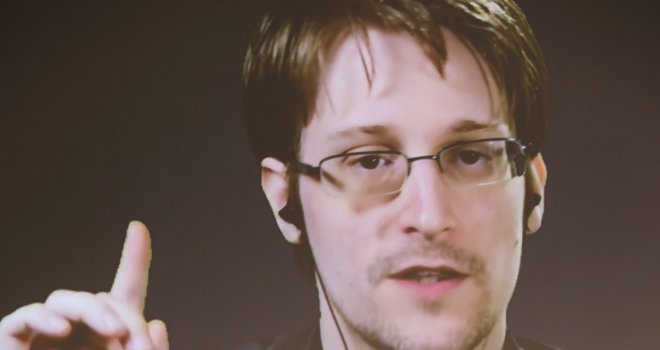 Snowden: 'Gledali su vam supruge, djecu - znaju šta radite... Kad bi se pojavila gola žena, viknuo bi - bonus!'