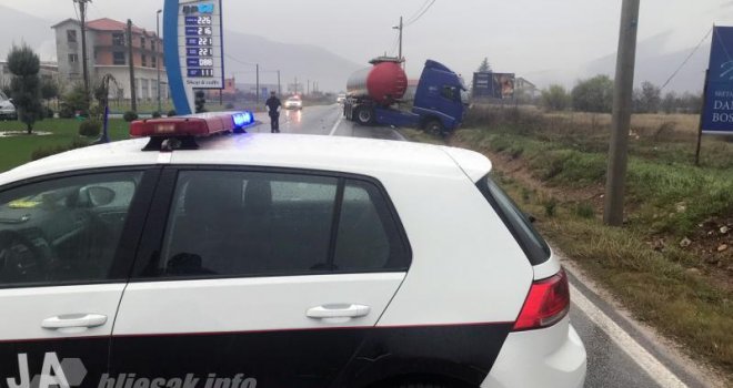 Crni vikend na bh. cestama: U sudaru automobila i cisterne poginula jedna osoba  