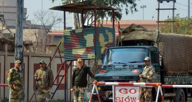 Napeto na granici: Pakistanci u blizini Kašmira srušili dva indijska zrakoplova