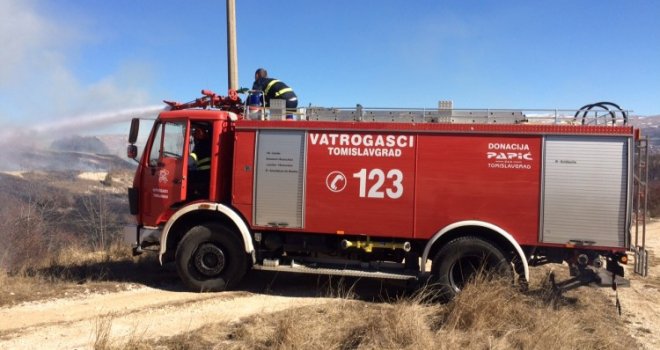 Dva aktivna požara na području Tomislavgrada