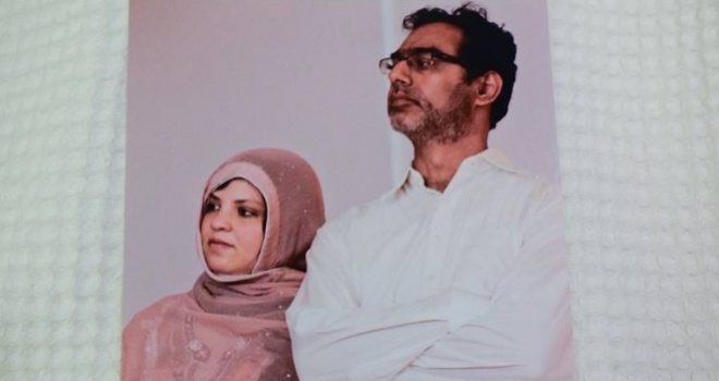 Pao je pogođen na dijete u džamiji i šapnuo mu: Ne miči se!