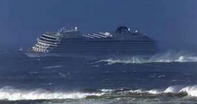 Drama na norveškom kruzeru: Pokvario se glavni motor, hitna evakuacija 1.300 putnika 