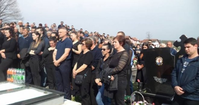 Sahranjena Ilijana koju je brutalno ubio svekar u Srpcu: Komšije otkrile planove koje je imala prije smrti