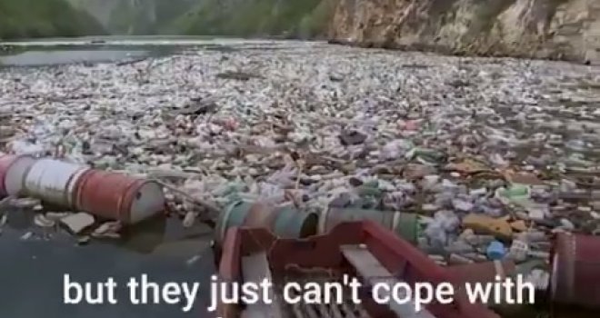 Dramatični prizori s Drine, formiraju se ostrva smeća: Tone plastičnog otpada, leševi životinja, smrad...