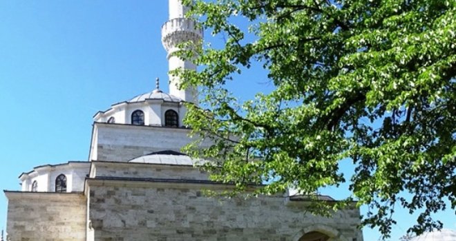 Muftija banjalučki: Bajram nas uči da se ljudi vole, poštuju, pomažu i druže