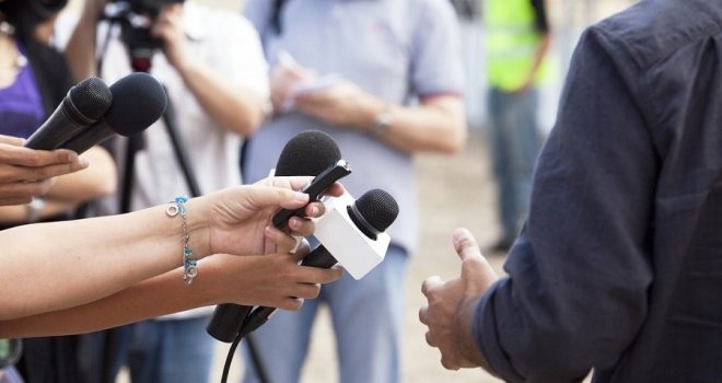 Radiosarajevo.ba zahvaljuje na brzoj reakciji: Novinarska solidarnost put ka zaštiti novinarskih sloboda