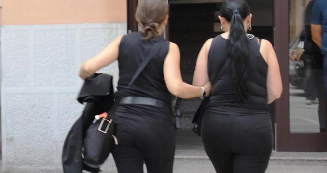 Policijska akcija u Tuzli: Tri djevojke i muškarac uhapšeni zbog navođenja na prostituciju