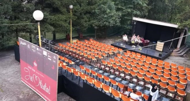 Predstava 'Savršen kroj' večeras otvara 3. festival Ljetne večeri Studio Teatra 