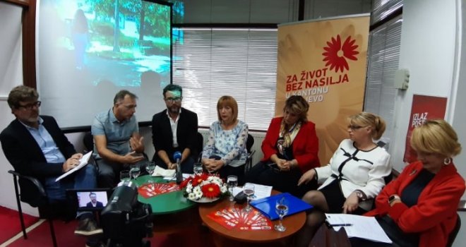 Sarajevo: Prvi ženski centar pruža pomoć ženama žrtvama nasilja