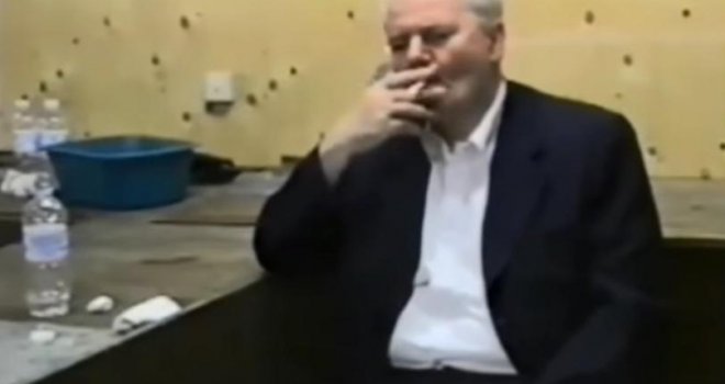 Rijetko viđeni snimci Slobodana Miloševića: Šta se dešavalo u bazi u Tuzli - o čemu je pričao, kako se ponašao...