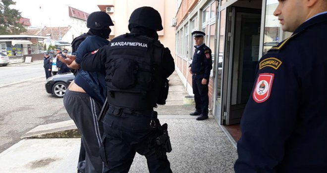 Uhapšen u akciji 'Merlin 2': Policajac osumnjičen za trgovinu drogom pušten na slobodu
