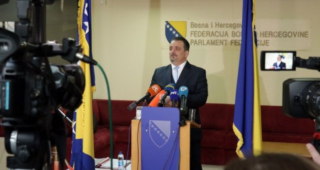 Salić traži smjenu ministra Drljače: On je najodgovornija osoba za situaciju u Zavodu Pazarić!