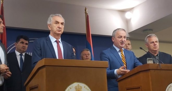 Šarović optužio Dodika za izdaju, a Borenović za put BiH u NATO: 'Ovo je farsa, dokument je već otišao u Brisel'