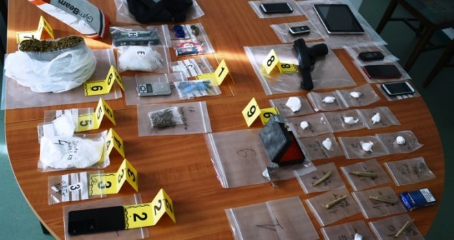 Pretres kuće u mjestu Mravići: Pronađena droga, uhapšene dvije osobe