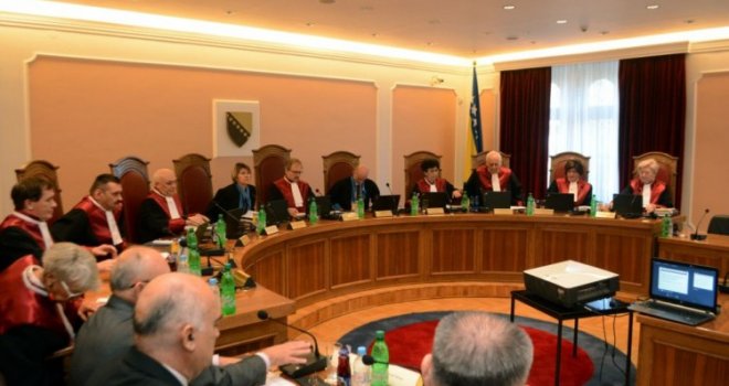 Može li Narodna skupština RS-a opozvati dva člana Ustavnog suda BiH: Jedna riječ je ključna, ona mijenja sve...   