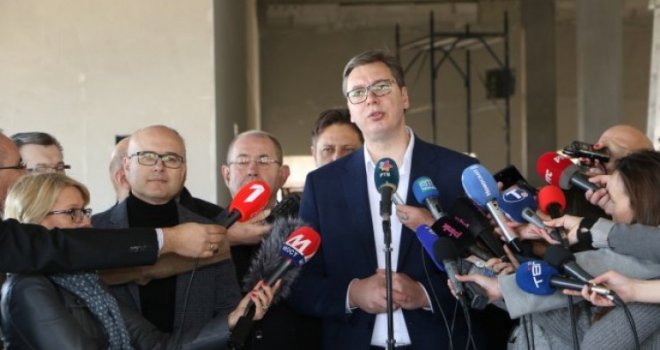 Vučić: Srbija će znati zaštititi svoje granice bude li potrebno