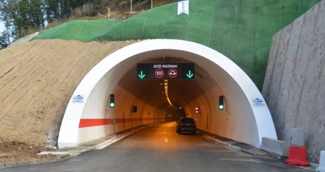 Apel vozačima: Putujte samo u nužnim situacijama, a evo i kakvo je stanje na bh. granicama