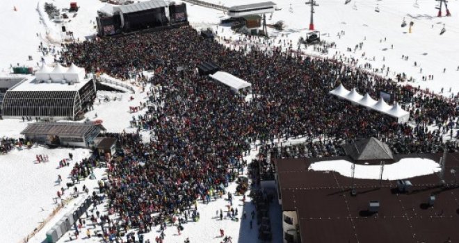 Elitno skijalište u Austriji rasadnik korona virusa: Šutjeli zbog zarade i zarazili više od hiljadu ljudi!