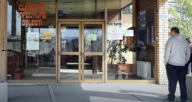 Zaraženi koronavirusom pobjegao iz Klinike za infektivne bolesti u Banjaluci, evo gdje ga je policija pronašla