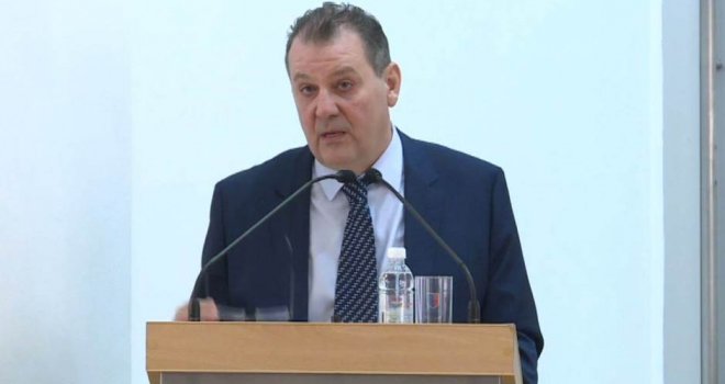 Rusmir Mesihović podnio neopozivu ostavku na poziciju ministra zdravstva KS: Ovo je glavni razlog