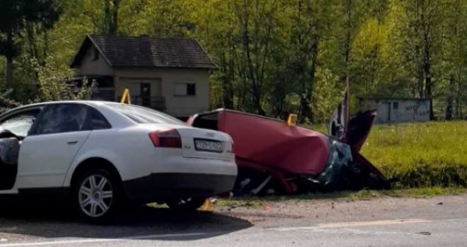 Teška saobraćajna nesreća u BiH: Jedna osoba poginula, dvije teže povrijeđene