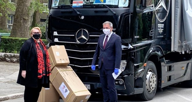 U Bosnu i Hercegovinu stigla pomoć iz Republike Hrvatske: Maske, šatori, deke, alkohol...