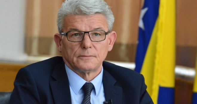 Niti je RS bila država, niti će to ikada biti... ili neće postojati! Nit' je Trebinje 'najljepši srpski grad'! 