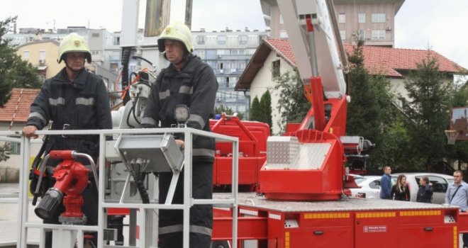 Detalji drame kod Kalesije: Nakon izbijanja požara u kući tri osobe zadržane u bolnici