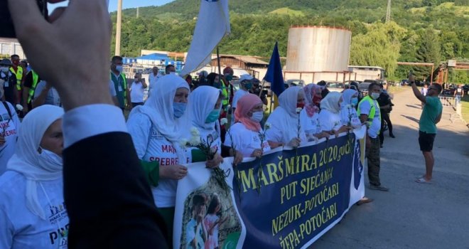 Prešli put dug oko 60 kilometara: Marš mira 2020. stigao u Potočare
