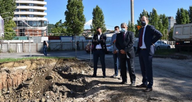 Izgradnja podzemne garaže kod sarajevske Hitne pomoći do 15. novembra: Kapacitet parkinga 165 mjesta