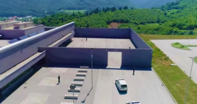 Prvi državni zatvor u BiH primanjem prvih zatvorenika danas stavljen u funkciju