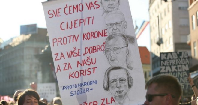 Nekoliko hiljada ljudi na 'anti-korona' protestu u Zagrebu, Cetinski poručio: Cijepite si mamu