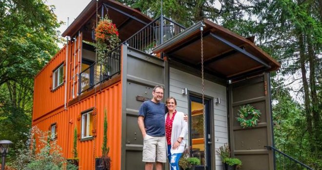 Napravili kuću od kontejnera da bi mogli živjeti bez kredita: Zavirite u ovaj prekrasni dom