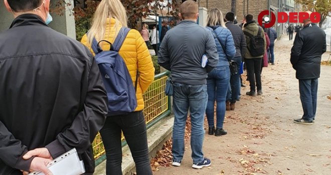 Od 12. novembra bit će otvoren poseban brzi šalter za ovjeru dokumenata, činimo sve za zaštitimo i građane i uposlenike!