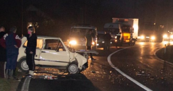 Horor na bh. cesti: Poginuli supružnici, muškarac i dijete (9) teško povrijeđeni