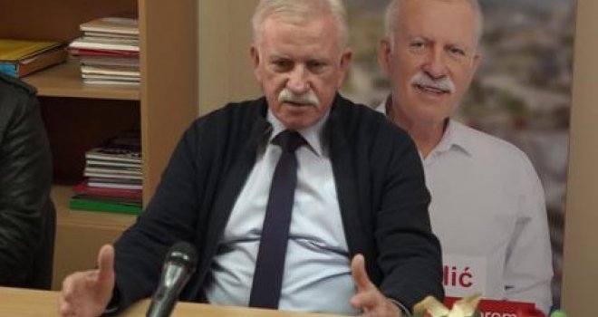 Sve počelo objavom porno snimka: Gradonačelnik Gračanice Nusret Helić hospitalizovan na UKC-u Tuzla