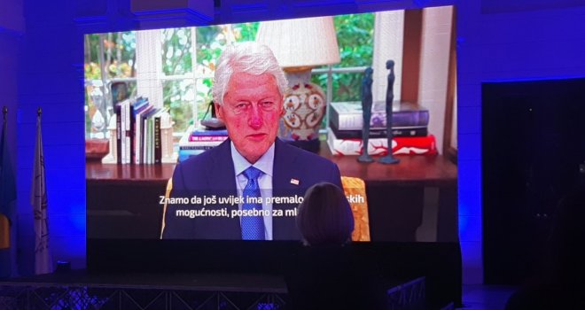 Bill Clinton poslao poruku građanima BiH citirajući Aliju Izetbegovića: 'Bio je u pravu tada i danas'