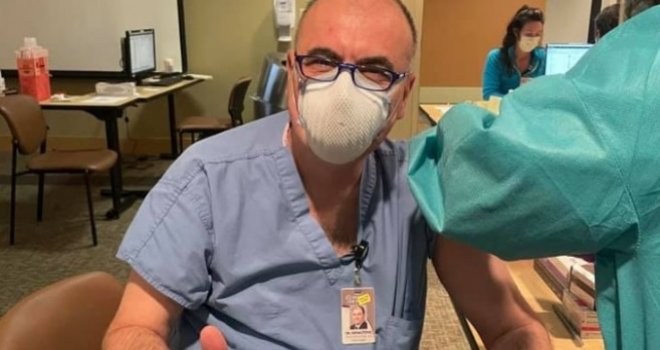 Sarajlija koji je među prvima primio 'Pfizerovu' vakcinu progovorio o svom iskustvu i prva 24 sata