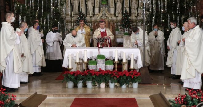 U sarajevskoj Katedrali Srca Isusova održana misa božićnog bdijenja