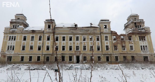 Neizvjesna sudbina prelijepe građevine: Hoće li i ko obnoviti Kasarnu Jajce?